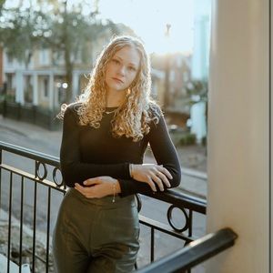 Meet your Posher, Maggie